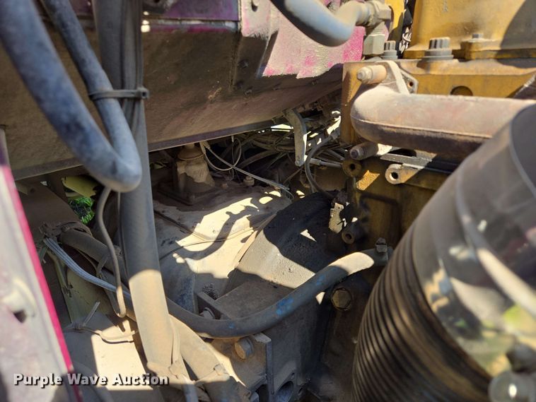 image for item DT6841 1985 Peterbilt 359 semi truck