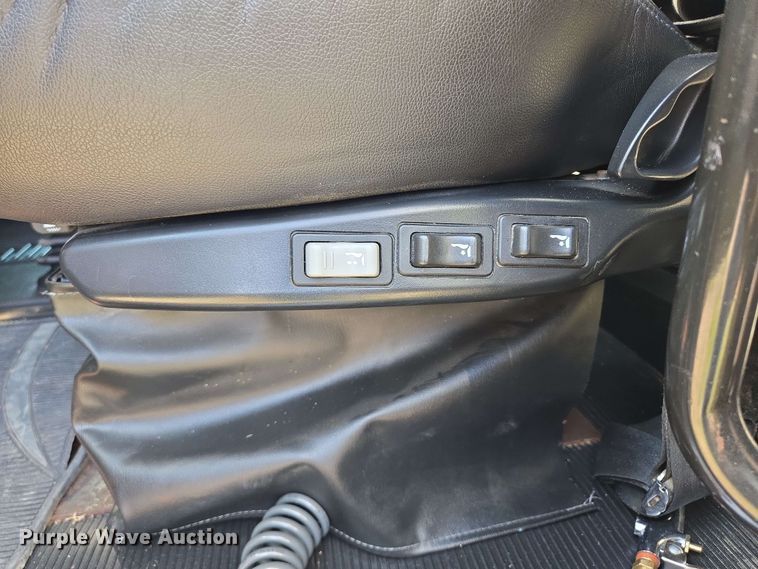 image for item DT6843 2007 Peterbilt 379 semi truck