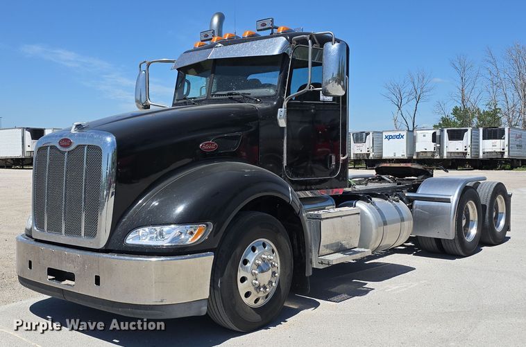 V6 写真 Used 2008 Peterbilt 388 Tri-Axle Sleeper - Cummins ISX - 625