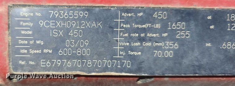 image for item DT6878 2010 Peterbilt 386 semi truck