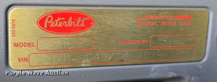 image for item DT6878 2010 Peterbilt 386 semi truck