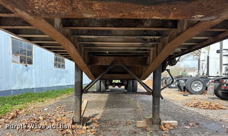 image for item DU3465 1996 Wabash Nation flatbed trailer
