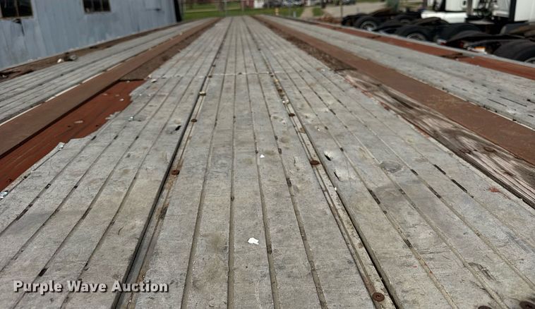 image for item DU3465 1996 Wabash Nation flatbed trailer