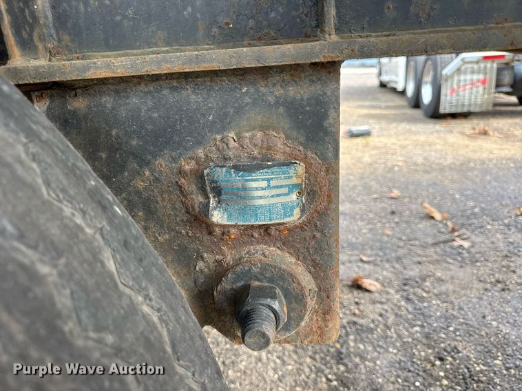 image for item DU3465 1996 Wabash Nation flatbed trailer