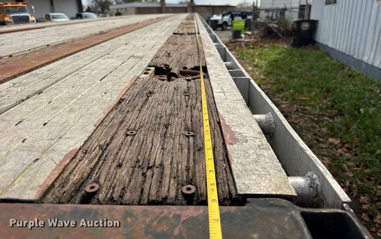 image for item DU3465 1996 Wabash Nation flatbed trailer