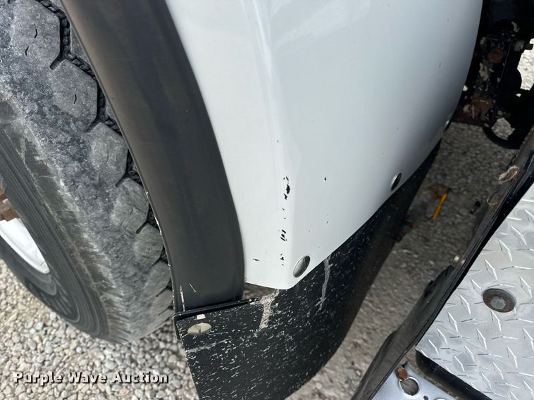 image for item DV1822 2008 Kenworth T800B semi truck