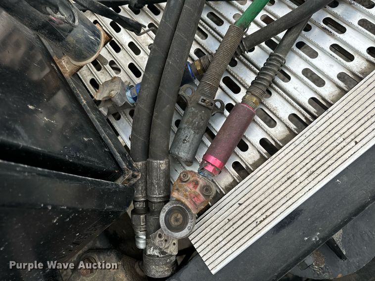 image for item DV1822 2008 Kenworth T800B semi truck