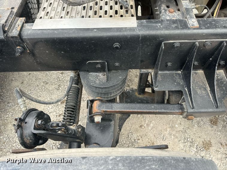 image for item DV1822 2008 Kenworth T800B semi truck