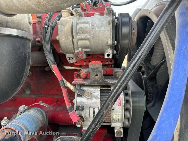 image for item DV1822 2008 Kenworth T800B semi truck