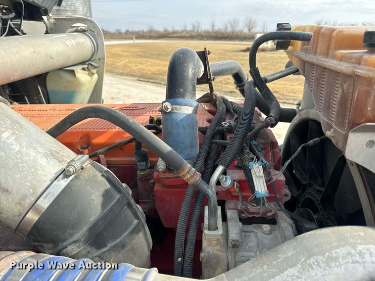 image for item DV1822 2008 Kenworth T800B semi truck