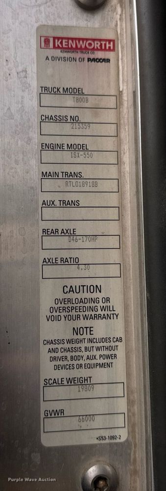 image for item DV1822 2008 Kenworth T800B semi truck