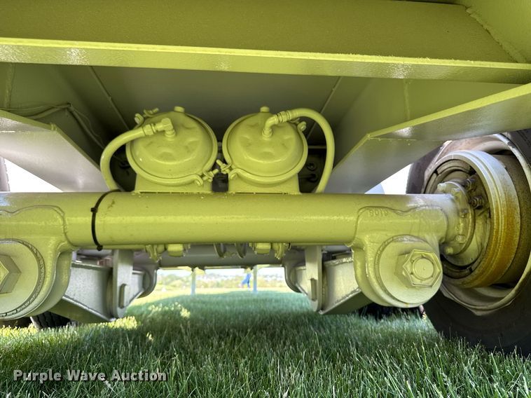 image for item DV2624 1974 Hyster Corporations  C25TA equipment trailer