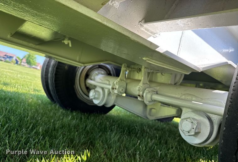 image for item DV2624 1974 Hyster Corporations  C25TA equipment trailer