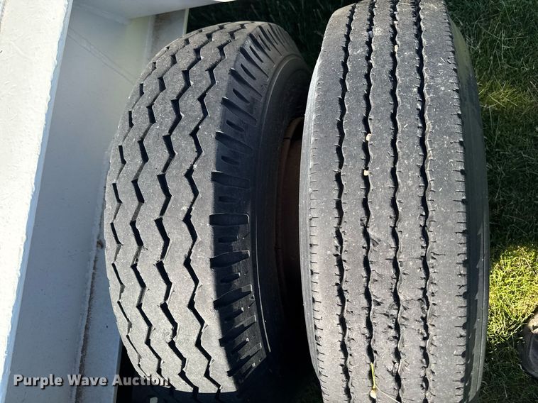 image for item DV2624 1974 Hyster Corporations  C25TA equipment trailer