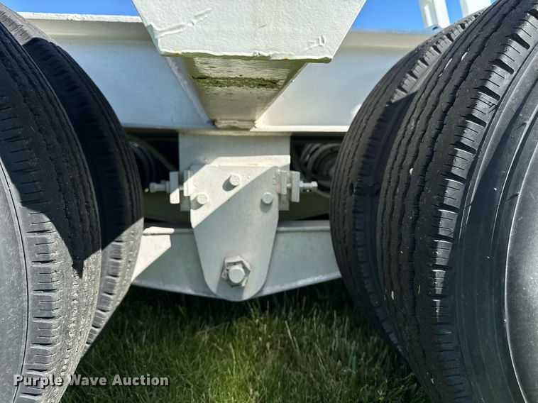 image for item DV2624 1974 Hyster Corporations  C25TA equipment trailer