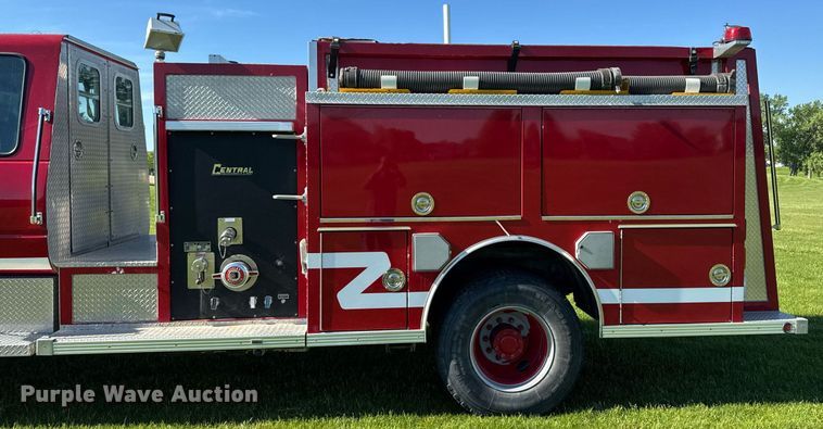 image for item DV2625 1996 GMC TopKick C5500 pumper fire truck