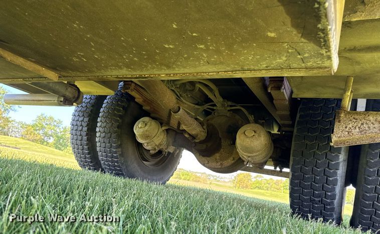 image for item DV2625 1996 GMC TopKick C5500 pumper fire truck