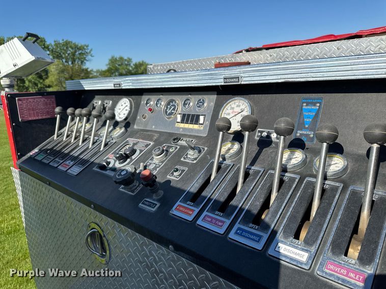 image for item DV2625 1996 GMC TopKick C5500 pumper fire truck