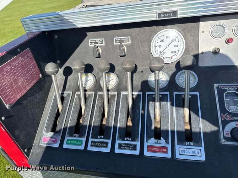 image for item DV2625 1996 GMC TopKick C5500 pumper fire truck