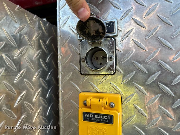 image for item DV2625 1996 GMC TopKick C5500 pumper fire truck