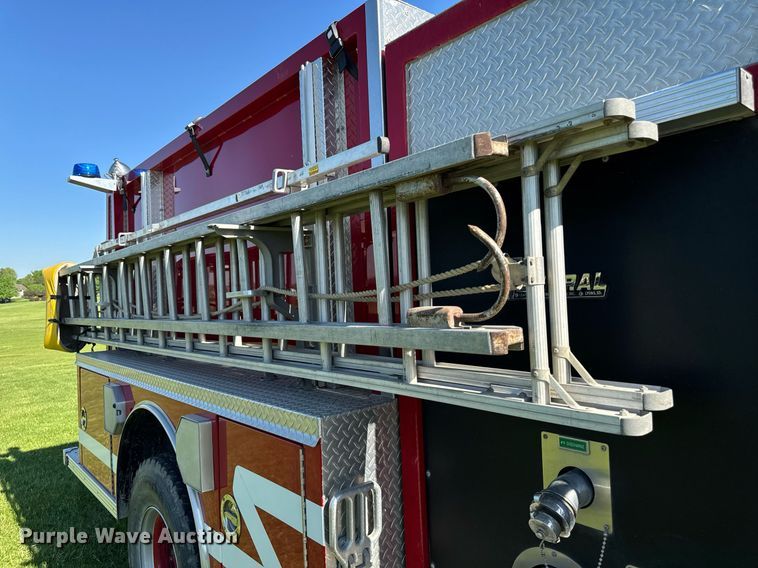 image for item DV2625 1996 GMC TopKick C5500 pumper fire truck