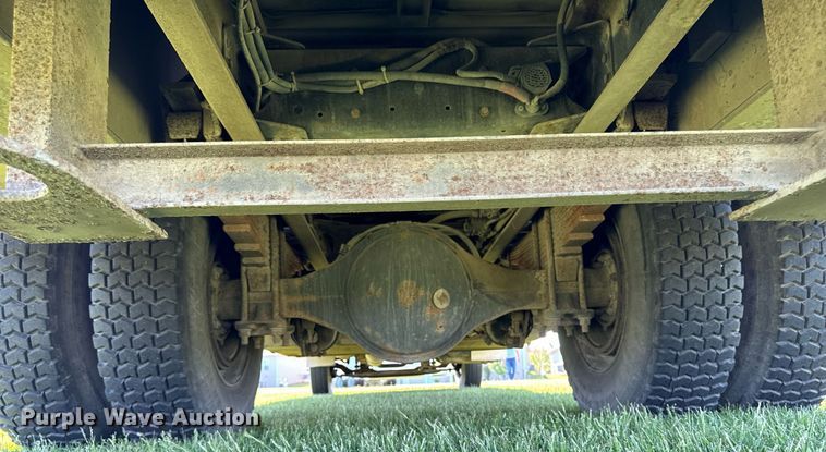 image for item DV2625 1996 GMC TopKick C5500 pumper fire truck