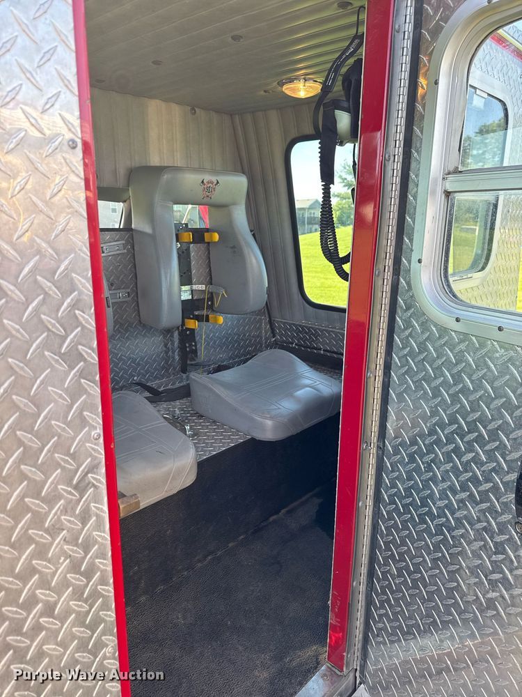 image for item DV2625 1996 GMC TopKick C5500 pumper fire truck