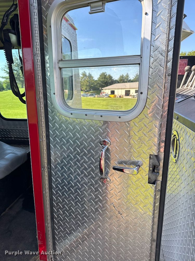 image for item DV2625 1996 GMC TopKick C5500 pumper fire truck