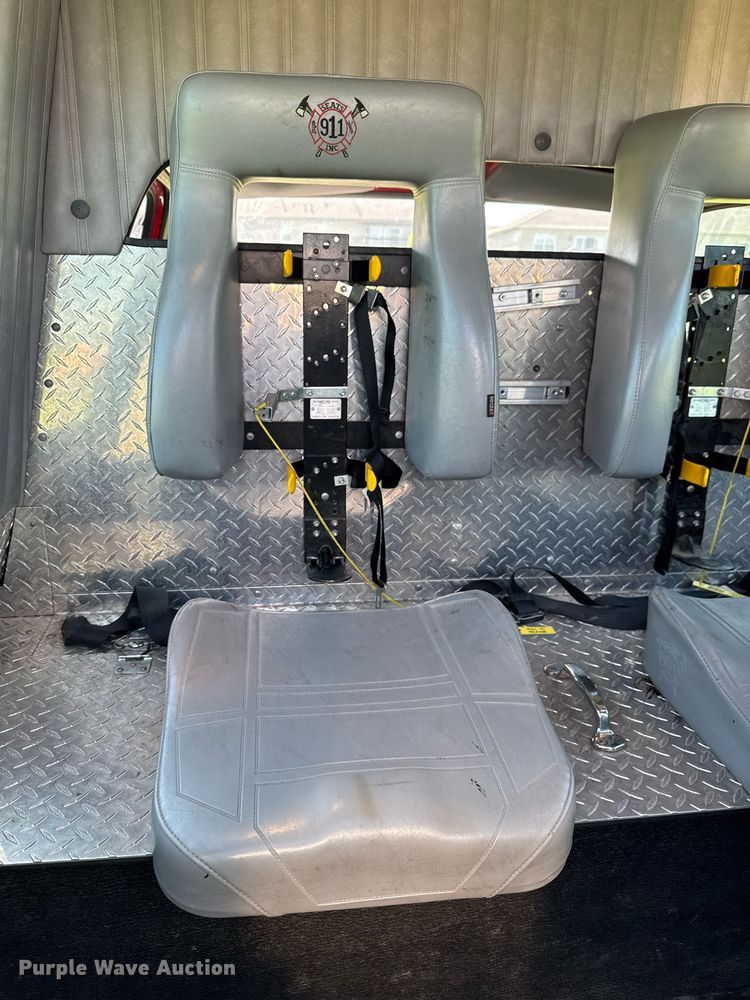 image for item DV2625 1996 GMC TopKick C5500 pumper fire truck