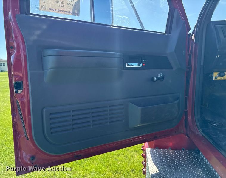 image for item DV2625 1996 GMC TopKick C5500 pumper fire truck