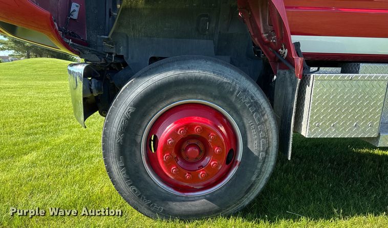 image for item DV2625 1996 GMC TopKick C5500 pumper fire truck