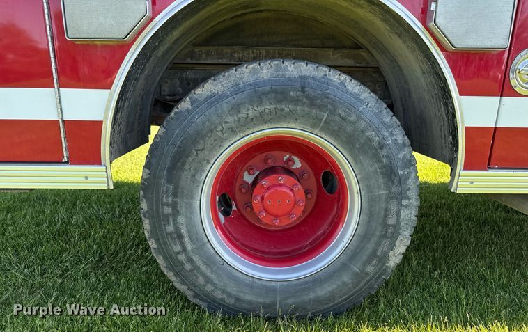 image for item DV2625 1996 GMC TopKick C5500 pumper fire truck