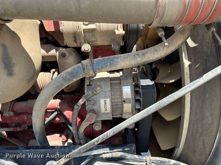 image for item DV2628 2012 Kenworth T800 semi truck