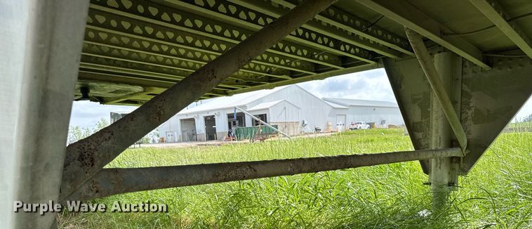 image for item DV2637 2008 EBY livestock trailer