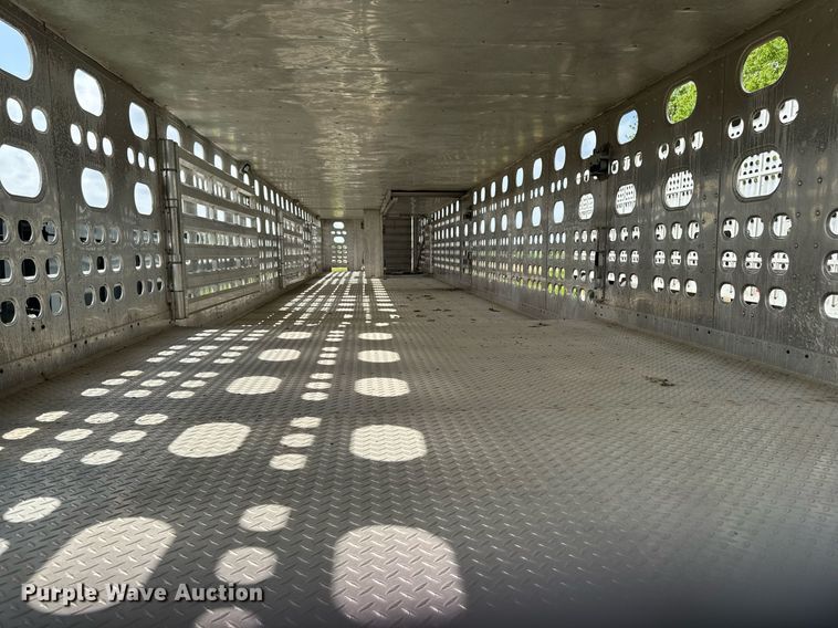 image for item DV2637 2008 EBY livestock trailer