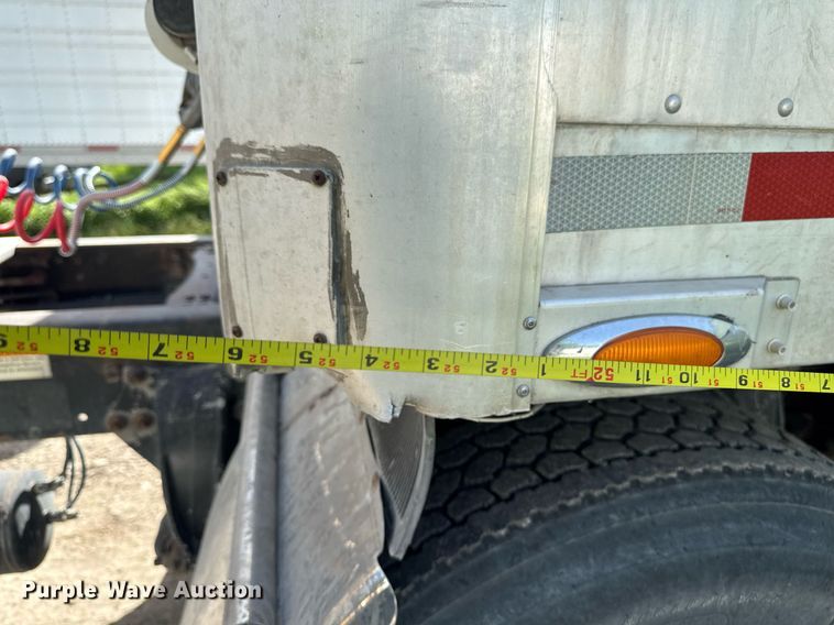 image for item DV2637 2008 EBY livestock trailer