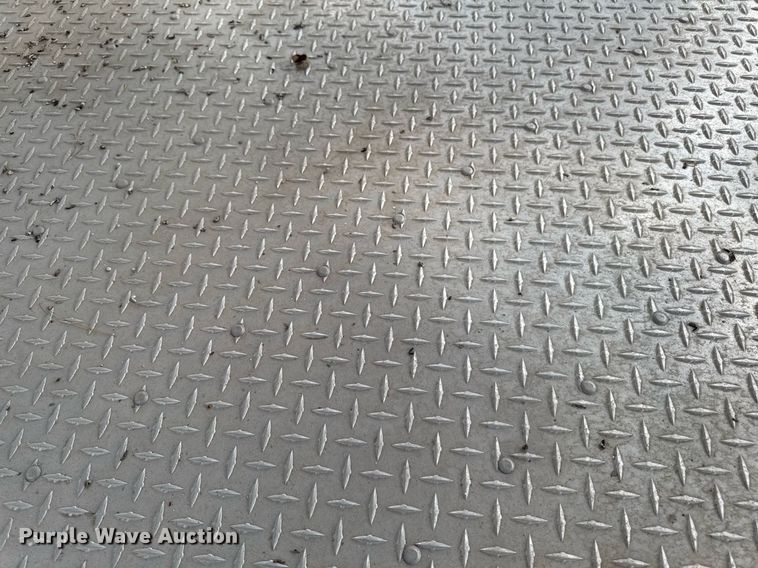 image for item DV2637 2008 EBY livestock trailer