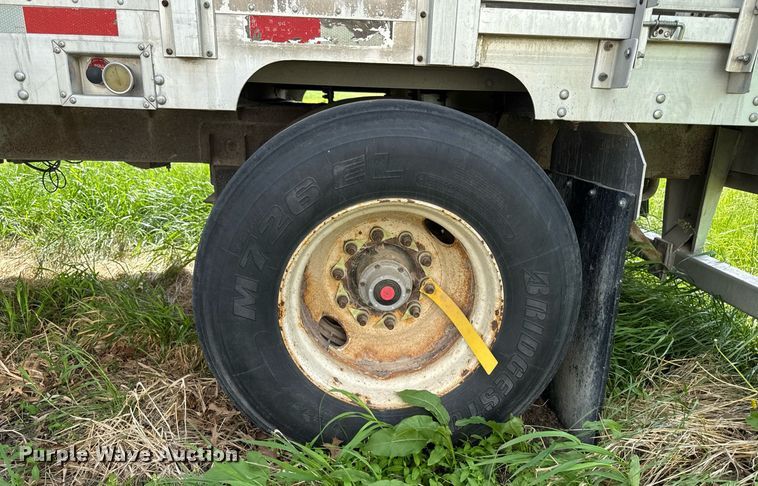 image for item DV2637 2008 EBY livestock trailer