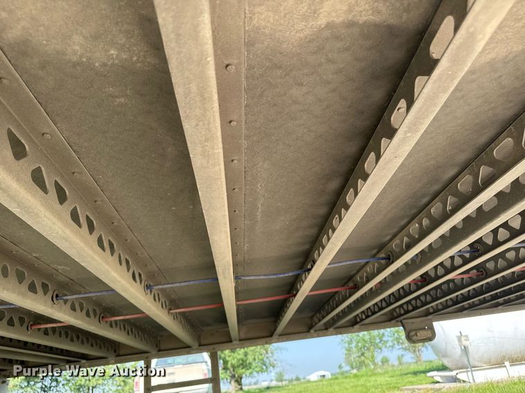 image for item DV2638 2008 EBY livestock trailer