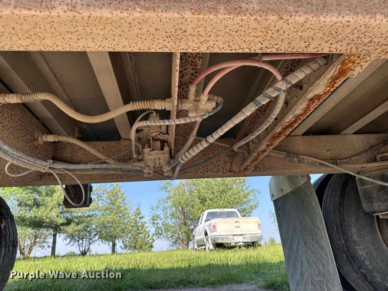 image for item DV2638 2008 EBY livestock trailer