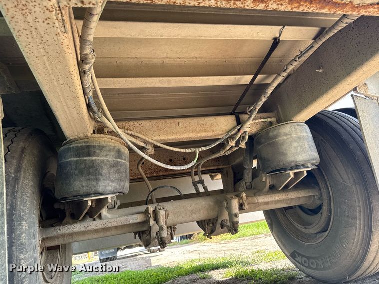 image for item DV2638 2008 EBY livestock trailer