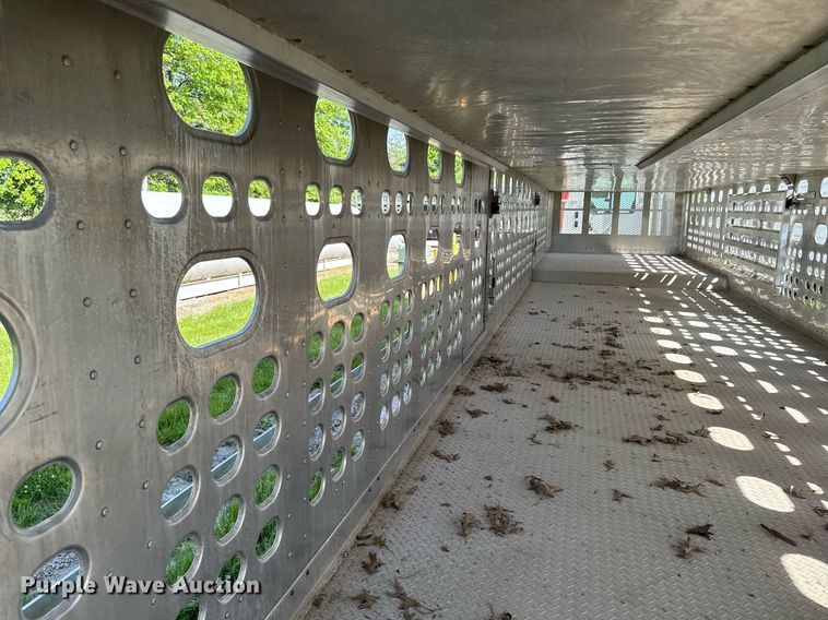 image for item DV2638 2008 EBY livestock trailer