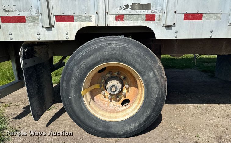 image for item DV2638 2008 EBY livestock trailer