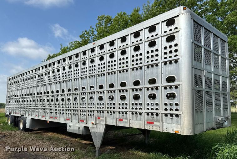 image for item DV2639 2008 EBY livestock trailer