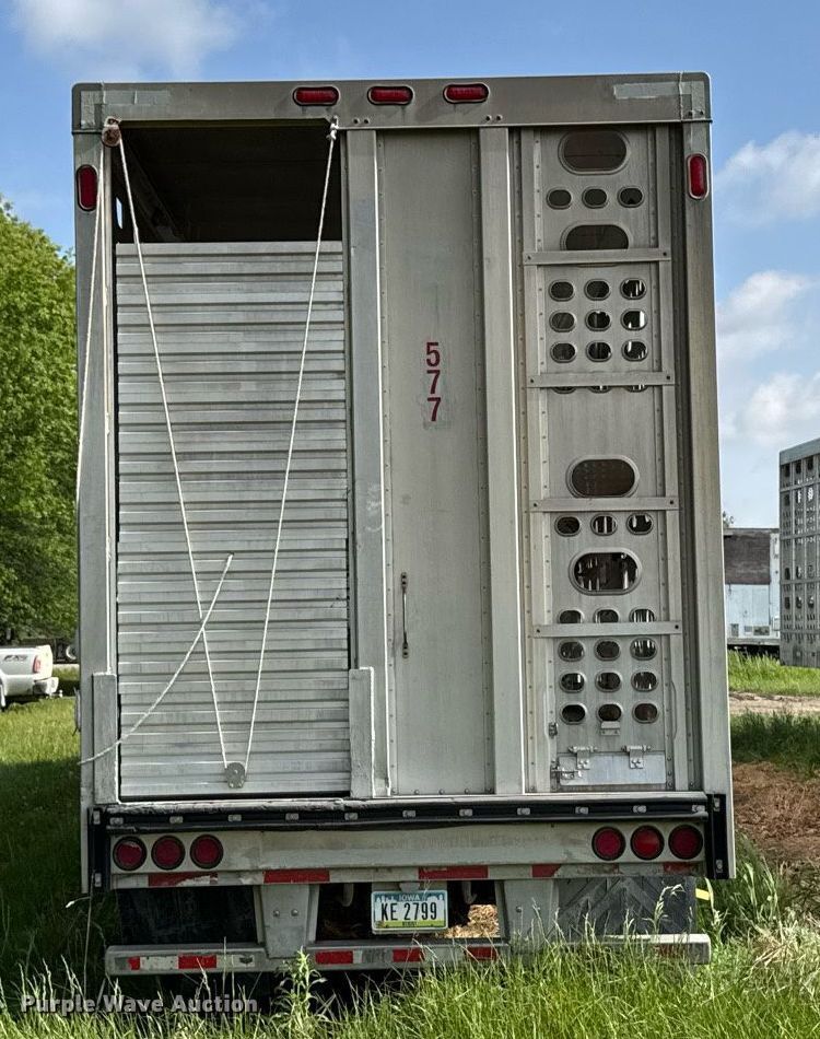 image for item DV2639 2008 EBY livestock trailer