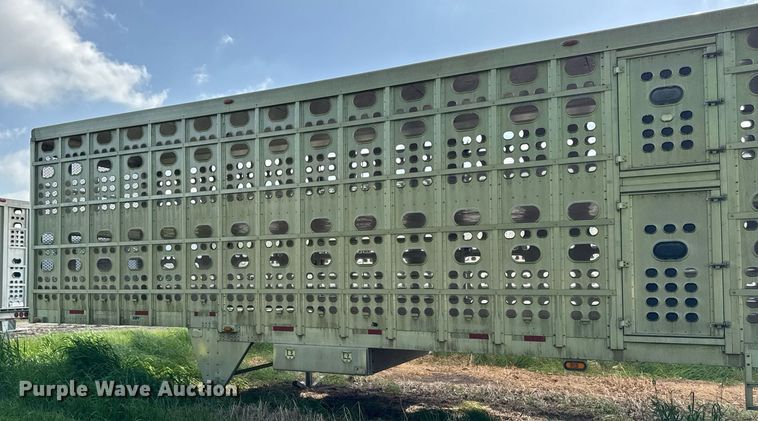 image for item DV2639 2008 EBY livestock trailer