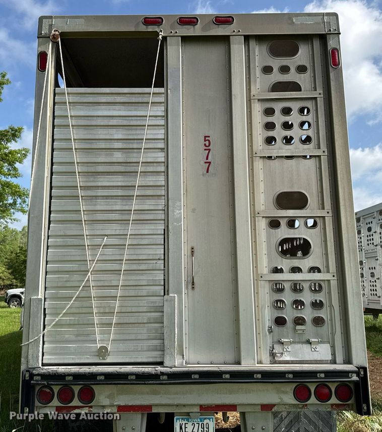 image for item DV2639 2008 EBY livestock trailer