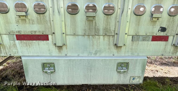 image for item DV2639 2008 EBY livestock trailer