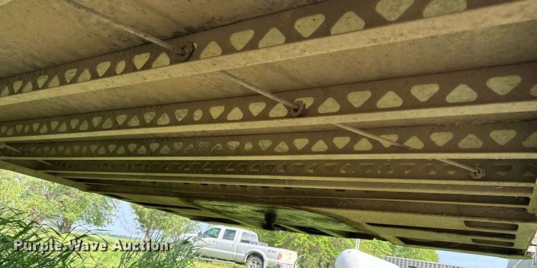 image for item DV2639 2008 EBY livestock trailer