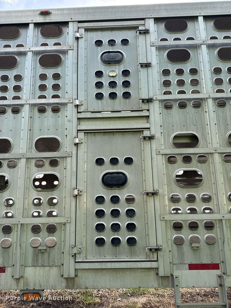 image for item DV2639 2008 EBY livestock trailer